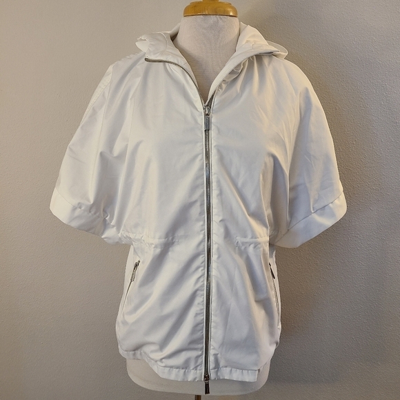 Moorer White Short Sleeve Hooded Jacket - Picture 1 of 12